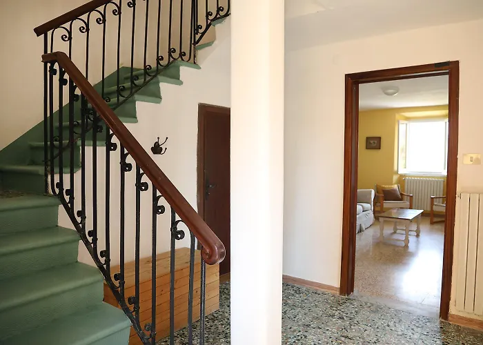 Tranquil Tuscan House With Pool And Scenic Views